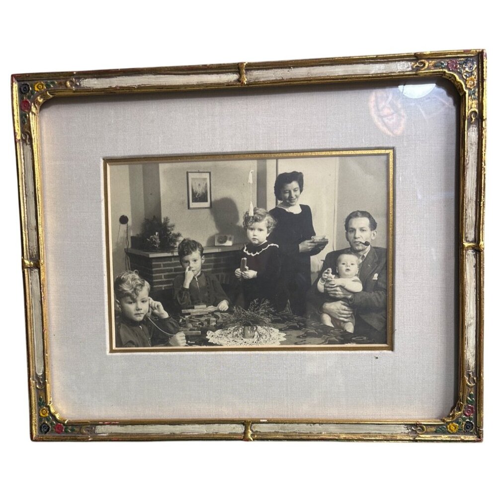 1940's Vintage Family Photograph In Ornate‎ Hand-Painted Gold Wooden Frame